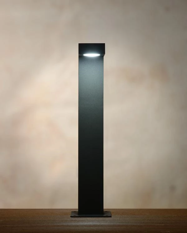 Lucide TEXAS - Bollard light - LED - 1x7W 3000K - IP54 - Anthracite - ambiance 1